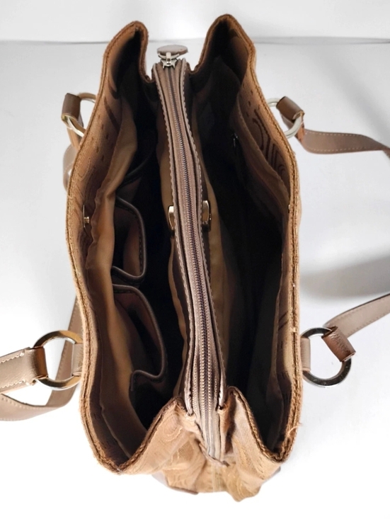 Liz Claiborne Gold & Champagne Colored Faux Leather & Fabric Monogram Handbag - Picture 4 of 5